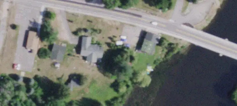 5-Unit Riverfront Apartment Building
