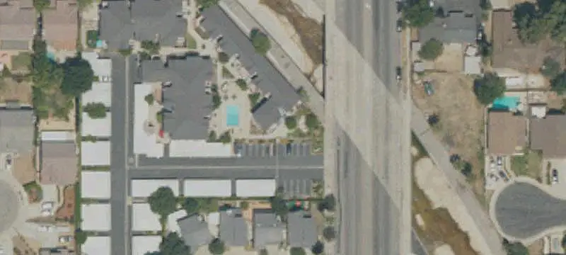 28-Unit Three-Level Townhome Apartments