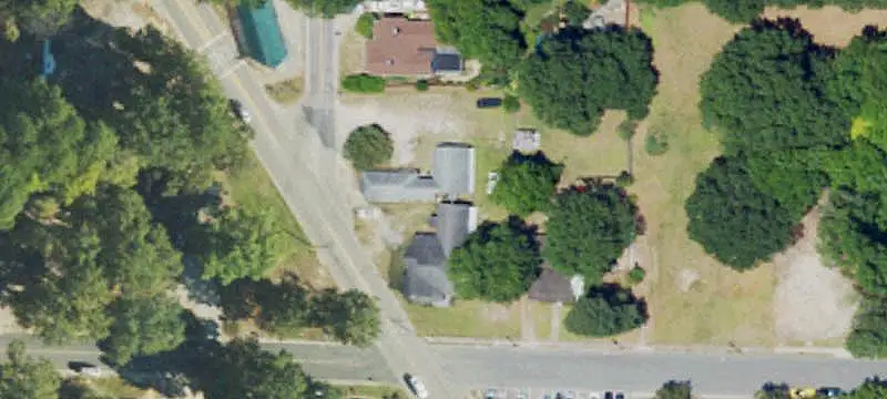 Renovated Mixed-Use Property
