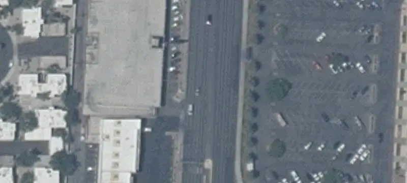 Multi-Tenant Shopping Center