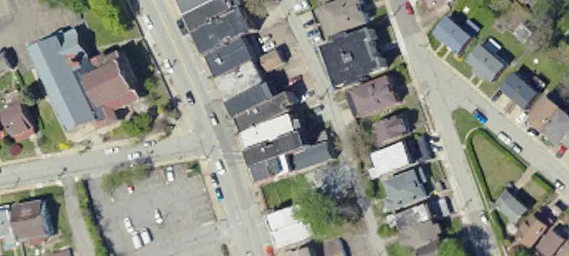 Three-Level Live-Work Property
