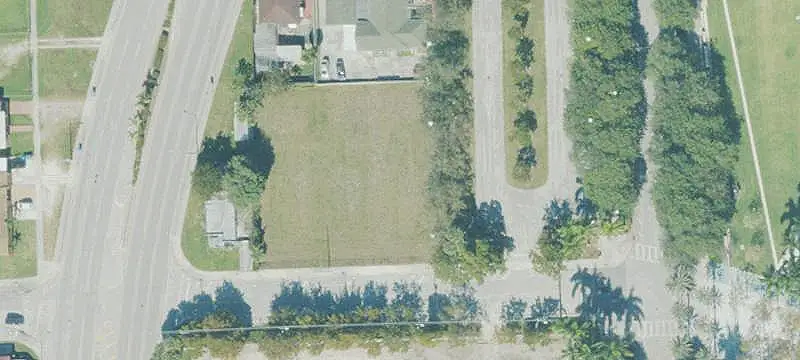 Six-Unit Apartment Building