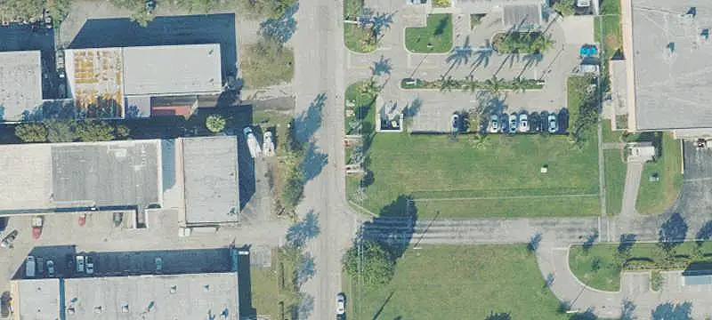 Automotive Shop and Warehouse Complex
