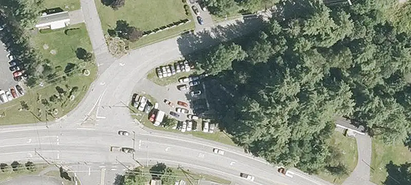 Storefront Property With Multiple Entrances