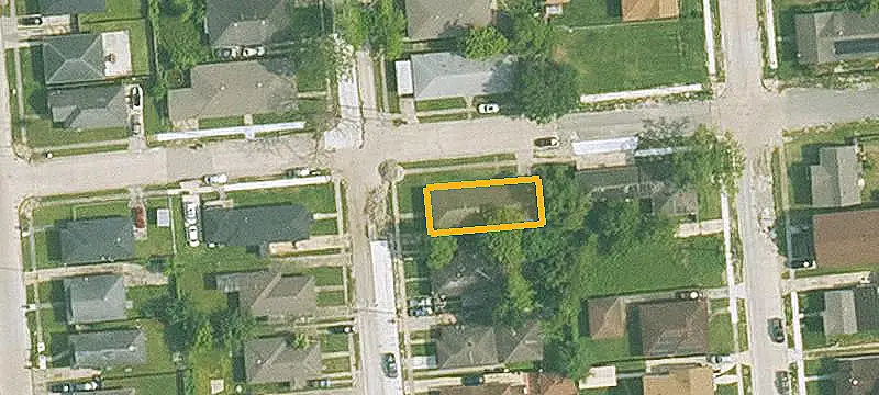Duplex with Covered Carport