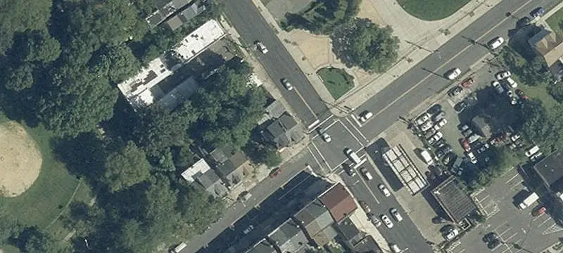 Storefront Property with Salon Setup
