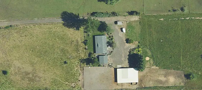 Equestrian Property with Riding Arena
