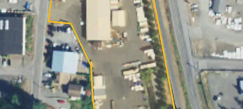Flex Space with Secure Yard
