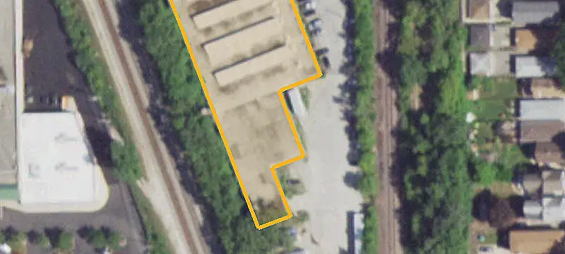 Multi-Tenant Warehouse with Loading Docks