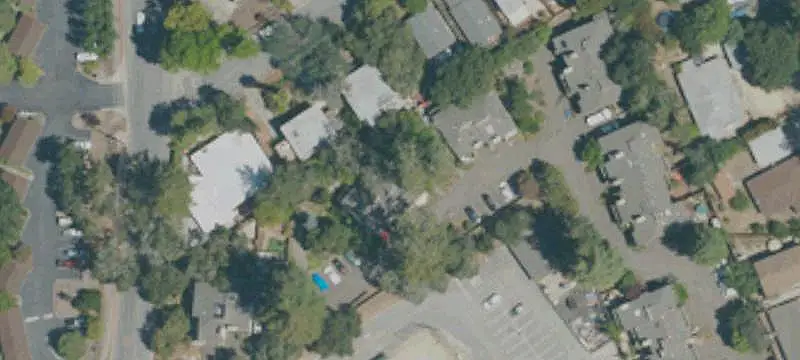 Updated Mobile Home Park Residence