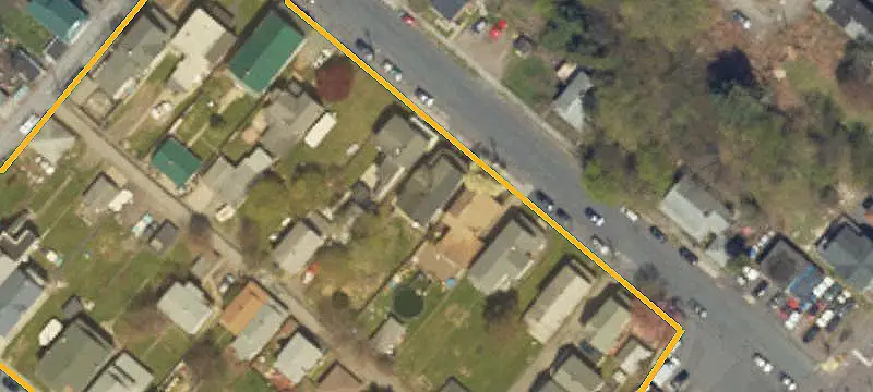3-Unit Triplex with Rear Parking