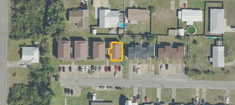 18-Unit Multifamily Property