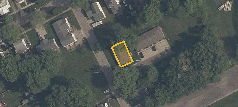Fully Occupied 5-Unit Apartment Building