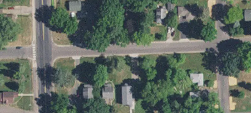 Duplex with Spacious Yard