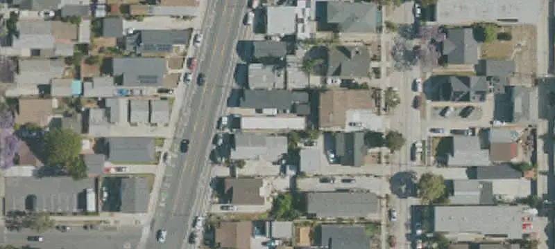 Remodeled Triplex Near Alamitos Beach