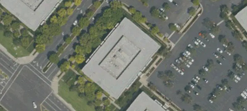Office Unit with On-Site Amenities