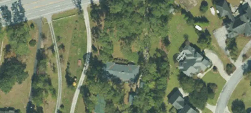 CH-Zoned Highway Commercial Land
