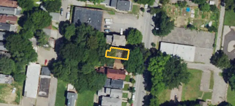 Brick Five-Unit Apartment Building