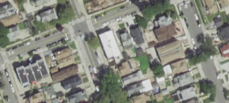 Semi-Attached Duplex with Garage