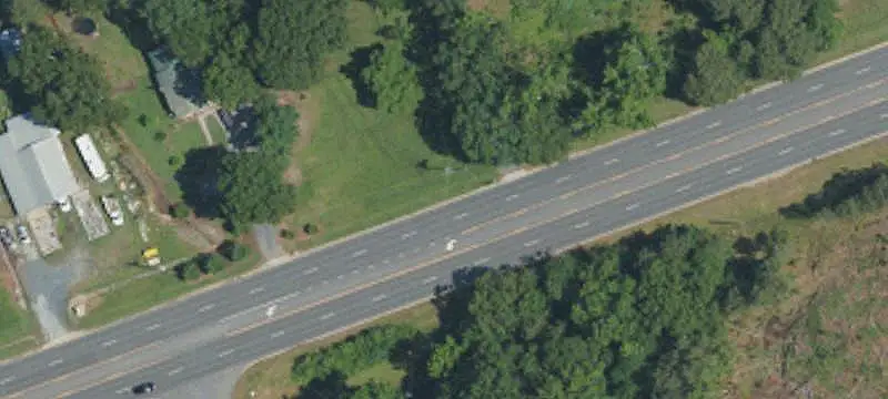 Freestanding Storefront with Highway Access
