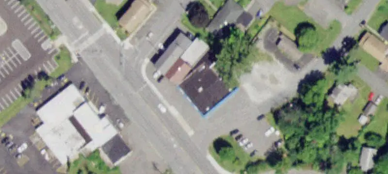 Three-Storefront Strip Mall