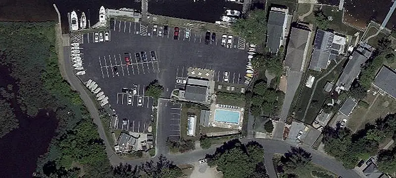 Main-Fairway Marina Slip