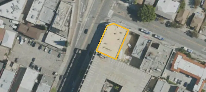 Multifamily Property Near Central Plaza