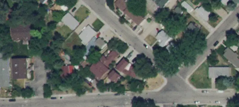 Non-Conforming Triplex with Three Suites