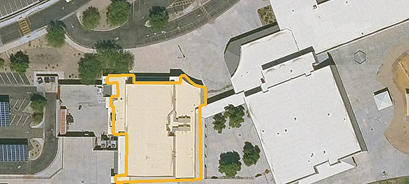 Triplex Residence with Community Amenities