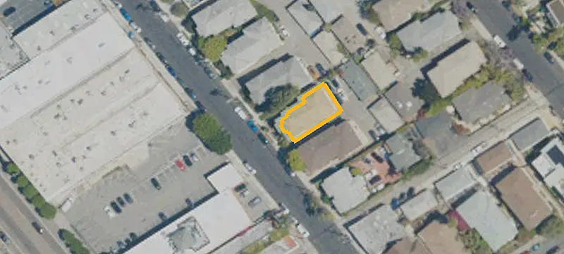 Four-Unit Quadplex with Flex Space