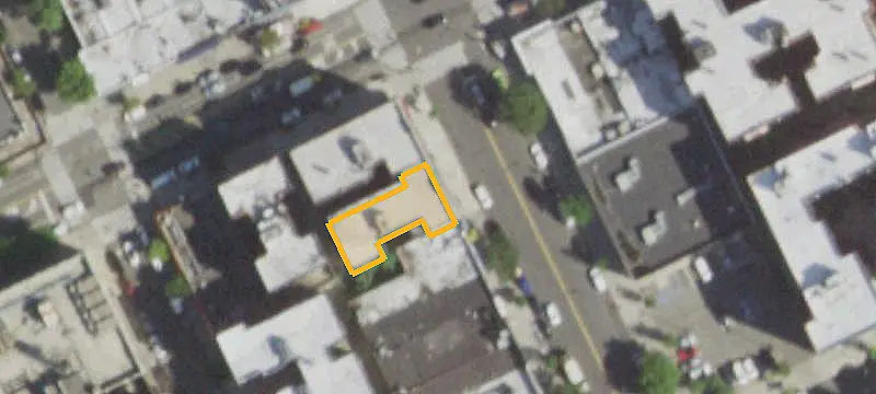 Ground-Floor Storefront with Basement