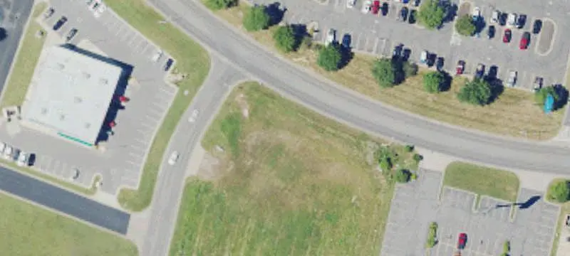 Level Commercial Land
