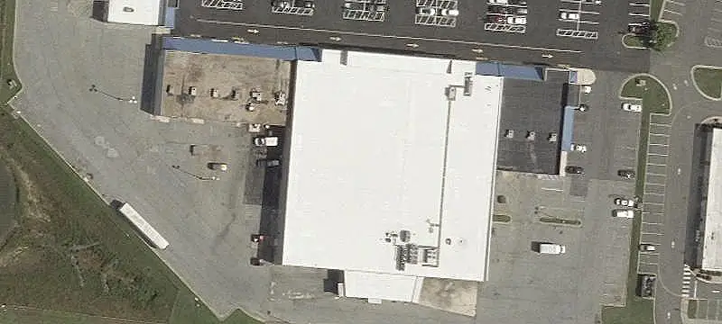 Retail Space in Anchored Center