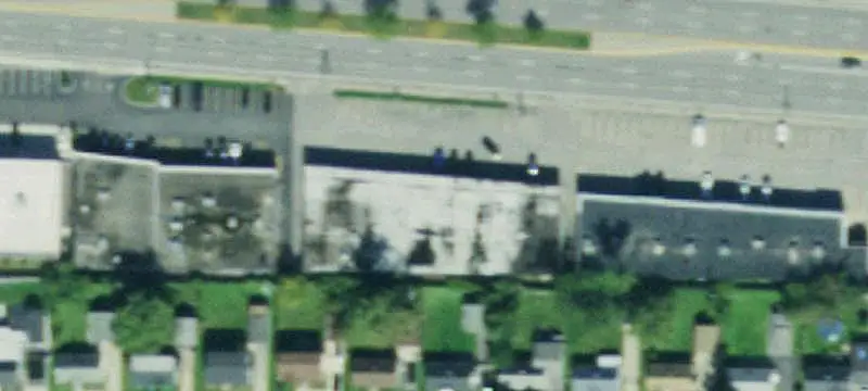 Three-Tenant Shopping Center