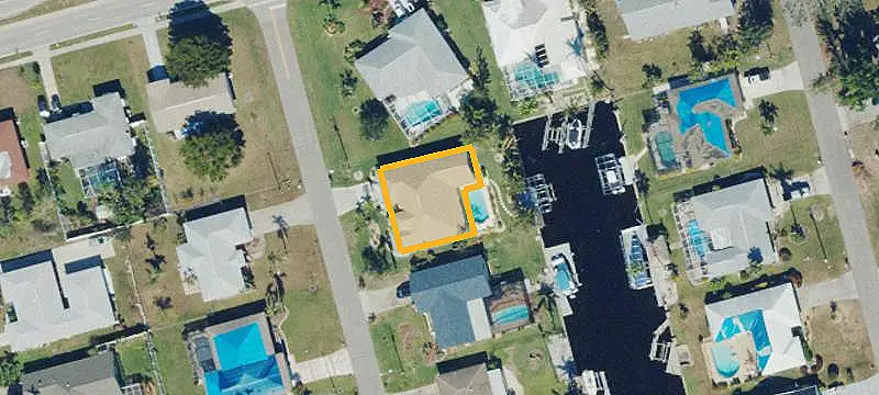 Three-Lot Commercial Land Site