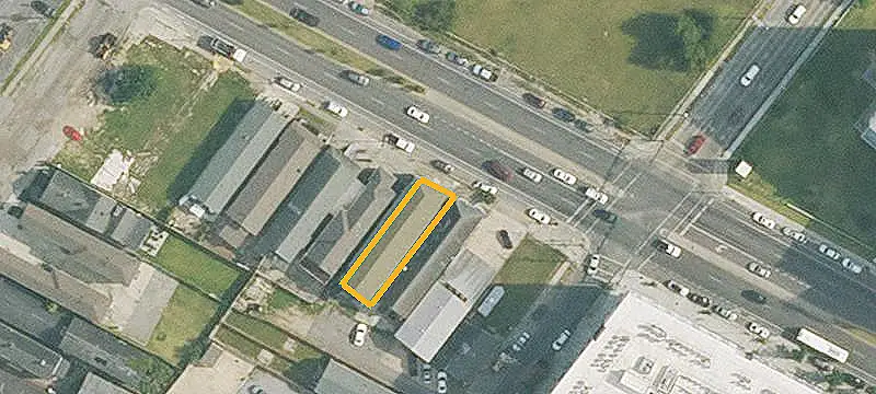 Mixed-Use Building with Multifamily