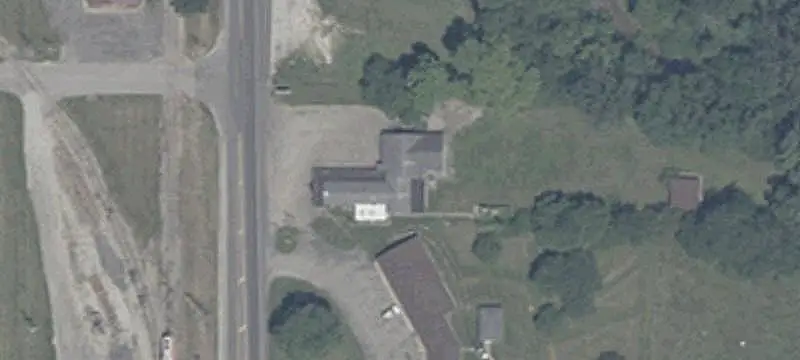 Bar & Pub with Outbuilding