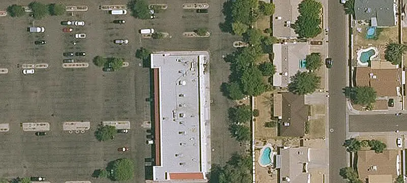 Bell Park Plaza Shopping Center