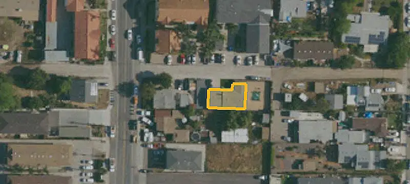 Renovated Duplex with Private Residences
