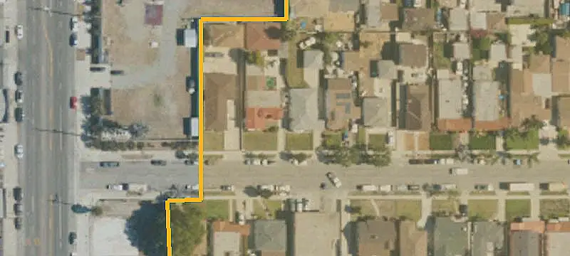 Duplex with Detached Rear House