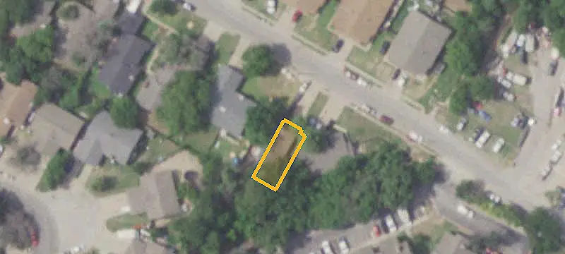 Single-Story Duplex with Fenced Yard