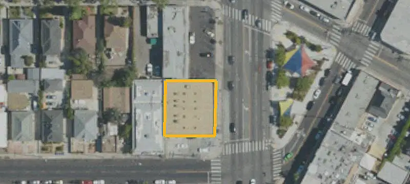 Multi-Suite Retail Center
