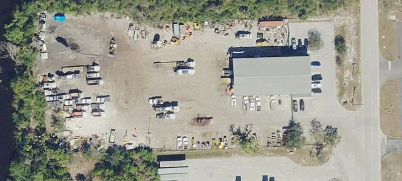 Industrial Flex Facility with Yard