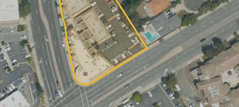 Anchored Shopping Center