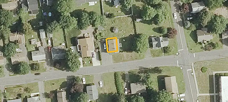 Duplex with Fenced Yard