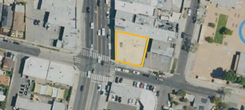 C2 Storefront Property