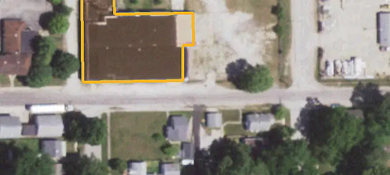 Warehouse with Truck Well