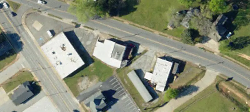 Corner Flex Space with Drive-In