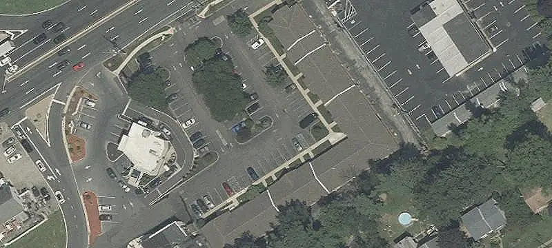 3-Bay Auto Repair Shop
