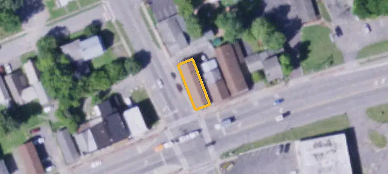 8-Unit Apartment Building